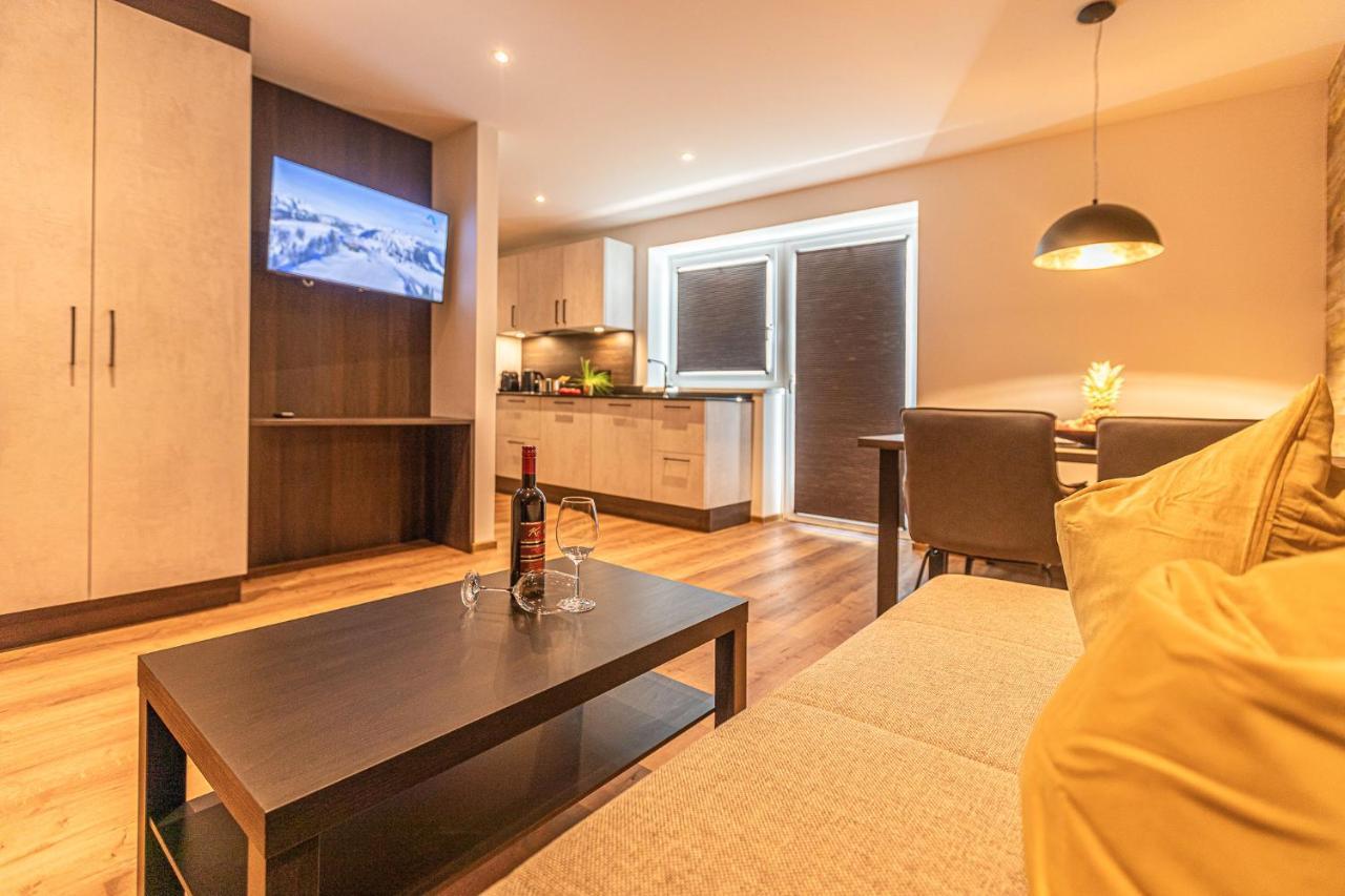 Tevini Boutique Suites By We Rent Zell am See Ngoại thất bức ảnh