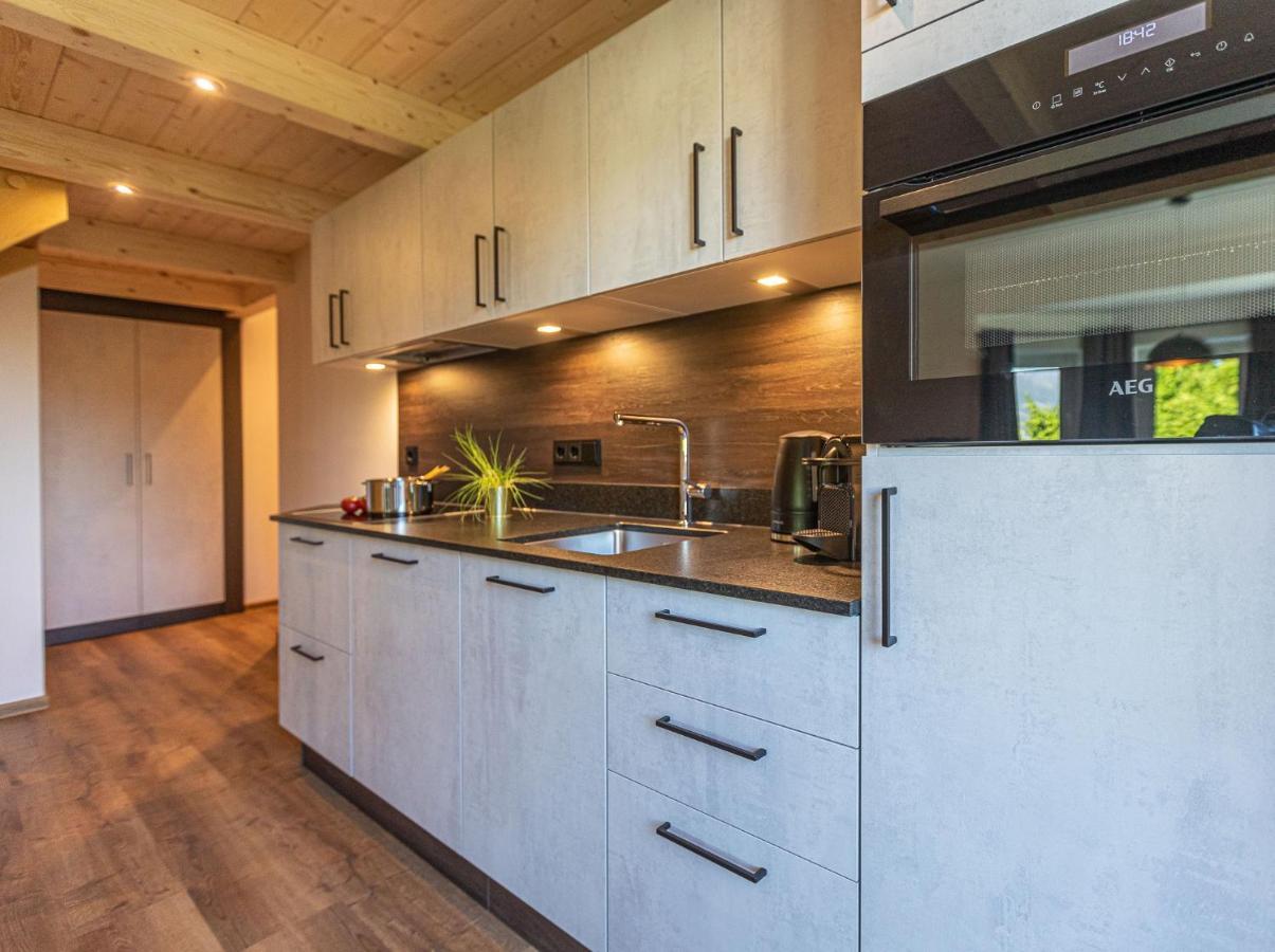 Tevini Boutique Suites By We Rent Zell am See Ngoại thất bức ảnh