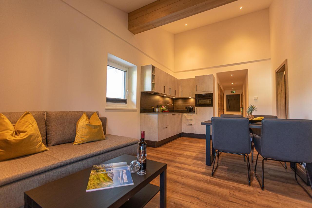 Tevini Boutique Suites By We Rent Zell am See Ngoại thất bức ảnh