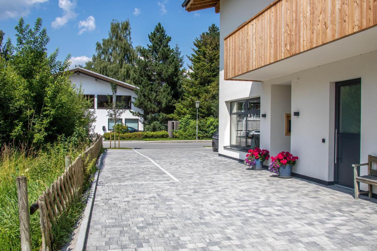 Tevini Boutique Suites By We Rent Zell am See Ngoại thất bức ảnh